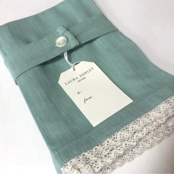 Y2K, Laura Ashley Set of 4 Cloth Dinner Napkins, Green, New with tags. - Picture 5 of 8